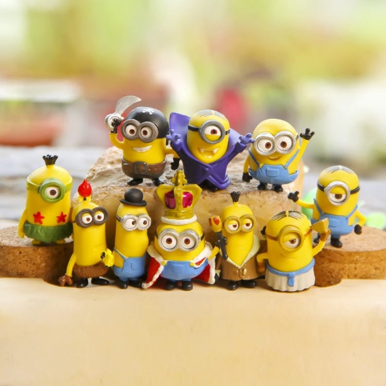 Little Minions Cartoon Action Mini Figures Pack of 10 Trendy