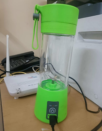 Portable Electric USB Juice Maker Bottle | Rechargeable Bottle with 6 Blades