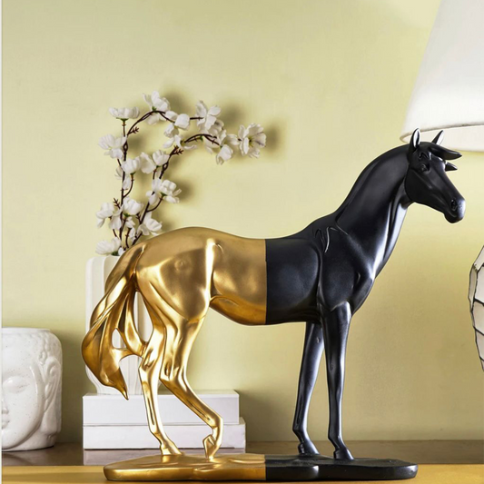 Cavallo Sculpture